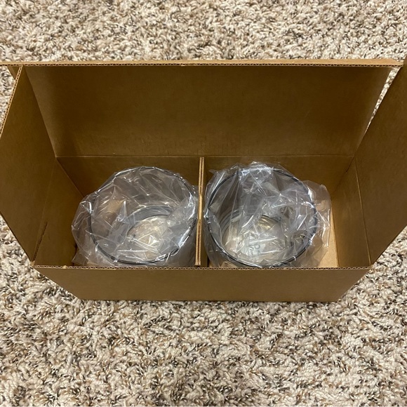 New Sisters of Los Angeles Set of 2 Smokey Glass Tumblers Sweet Sour - Picture 3 of 4